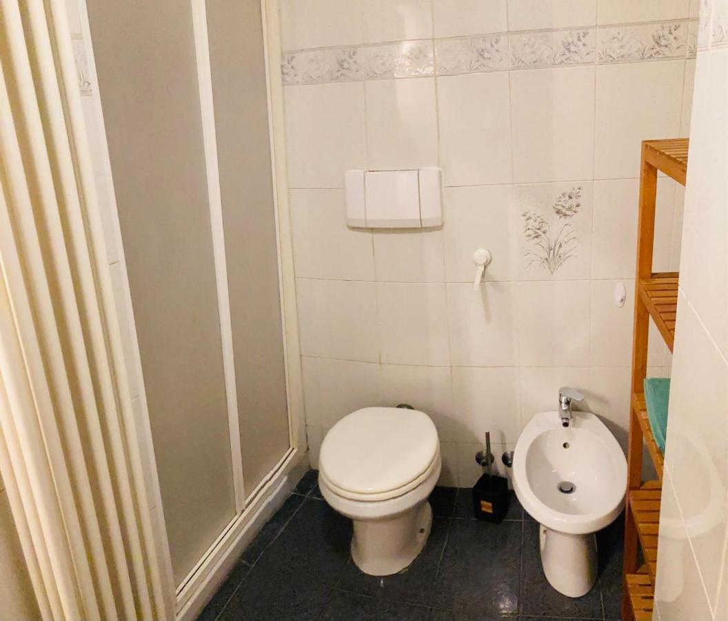 Bilocale Zona Centro Apartamento Milão Exterior foto