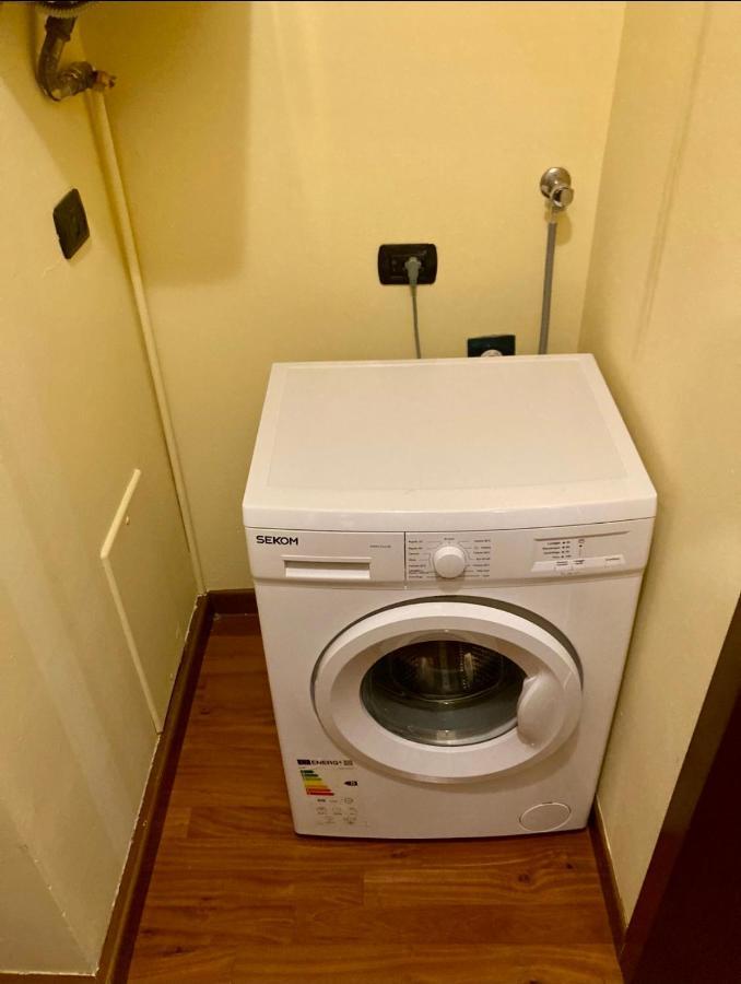 Bilocale Zona Centro Apartamento Milão Exterior foto